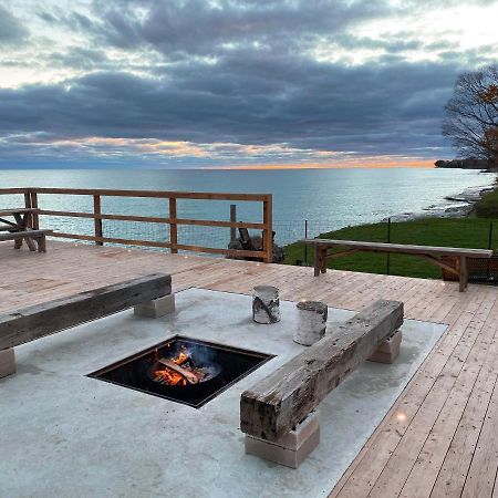 The Lakeside Prince Edward County Wellington Εξωτερικό φωτογραφία